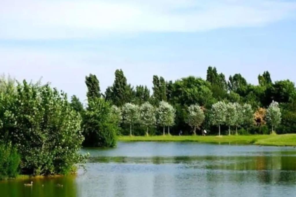 Appartamento 13th Floor, Garage Gratis, Metro M5 A 200mt, Giardino Giochi, Bicocca Milano