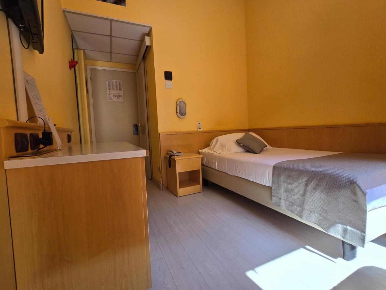 Mokinba Sant'ambroeus Hotel Milan