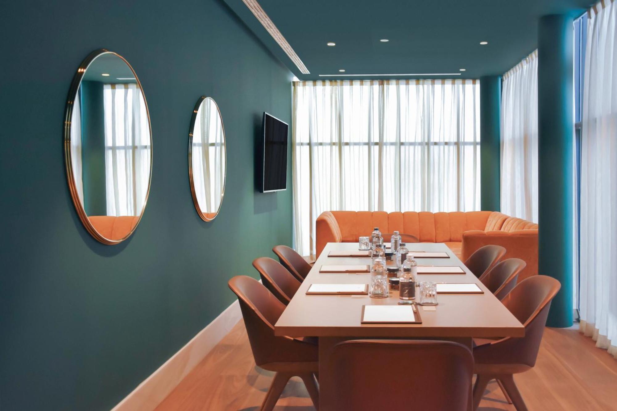 Palazzo Cordusio, A Gran Melia 5*