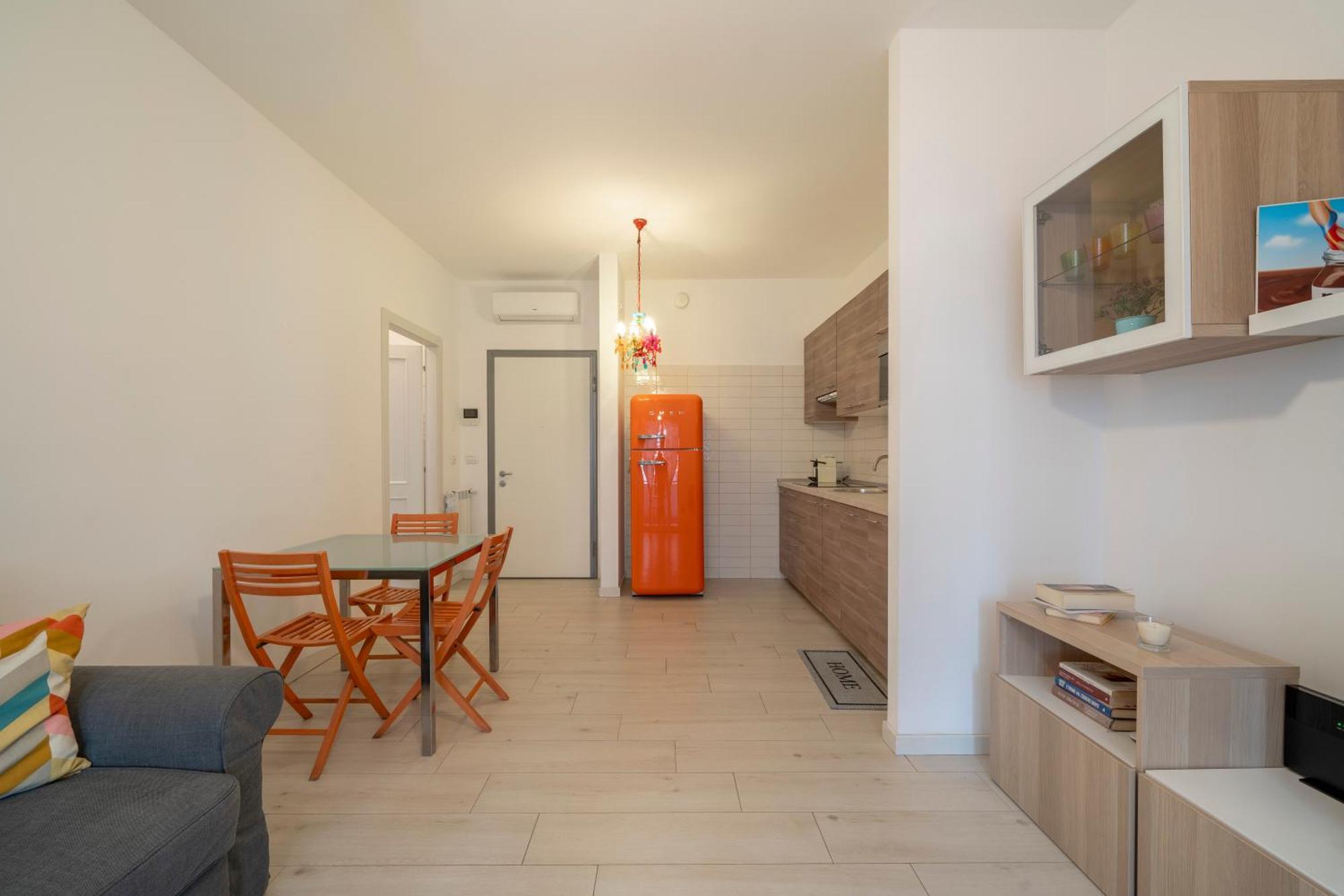 Orange - Bhome Milaan