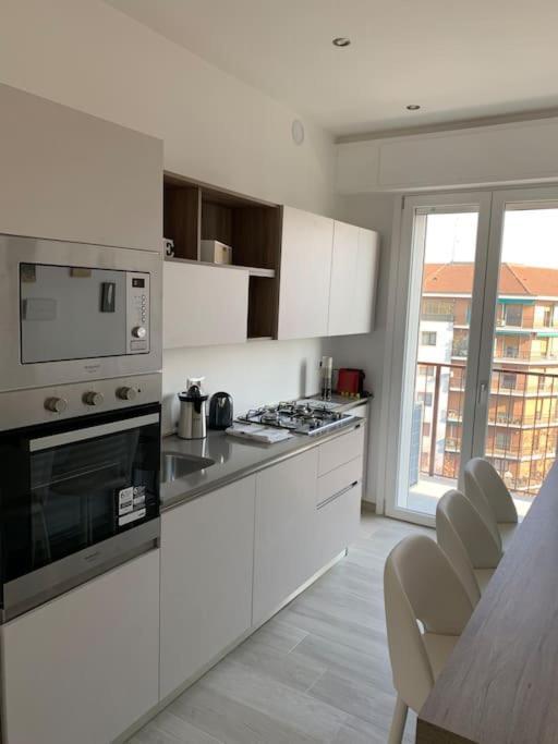Trilocale Con Vista E Due Bagni Vicino Citylife Appartamento *