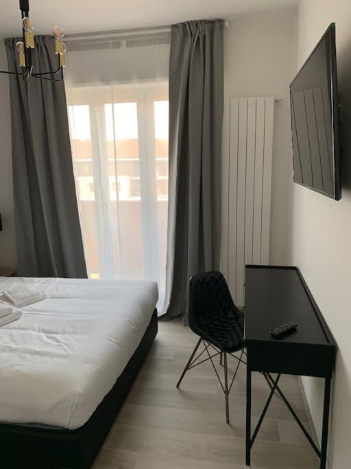 Trilocale Con Vista E Due Bagni Vicino Citylife Milano