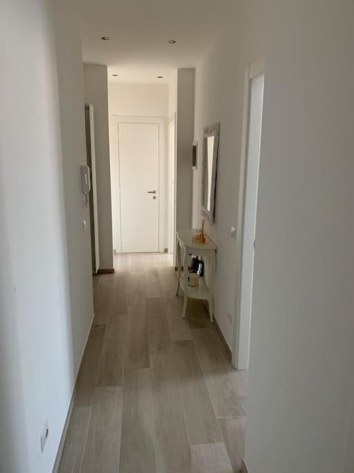 Trilocale Con Vista E Due Bagni Vicino Citylife Appartamento Milano