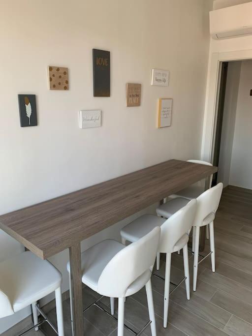 Appartamento Trilocale Con Vista E Due Bagni Vicino Citylife