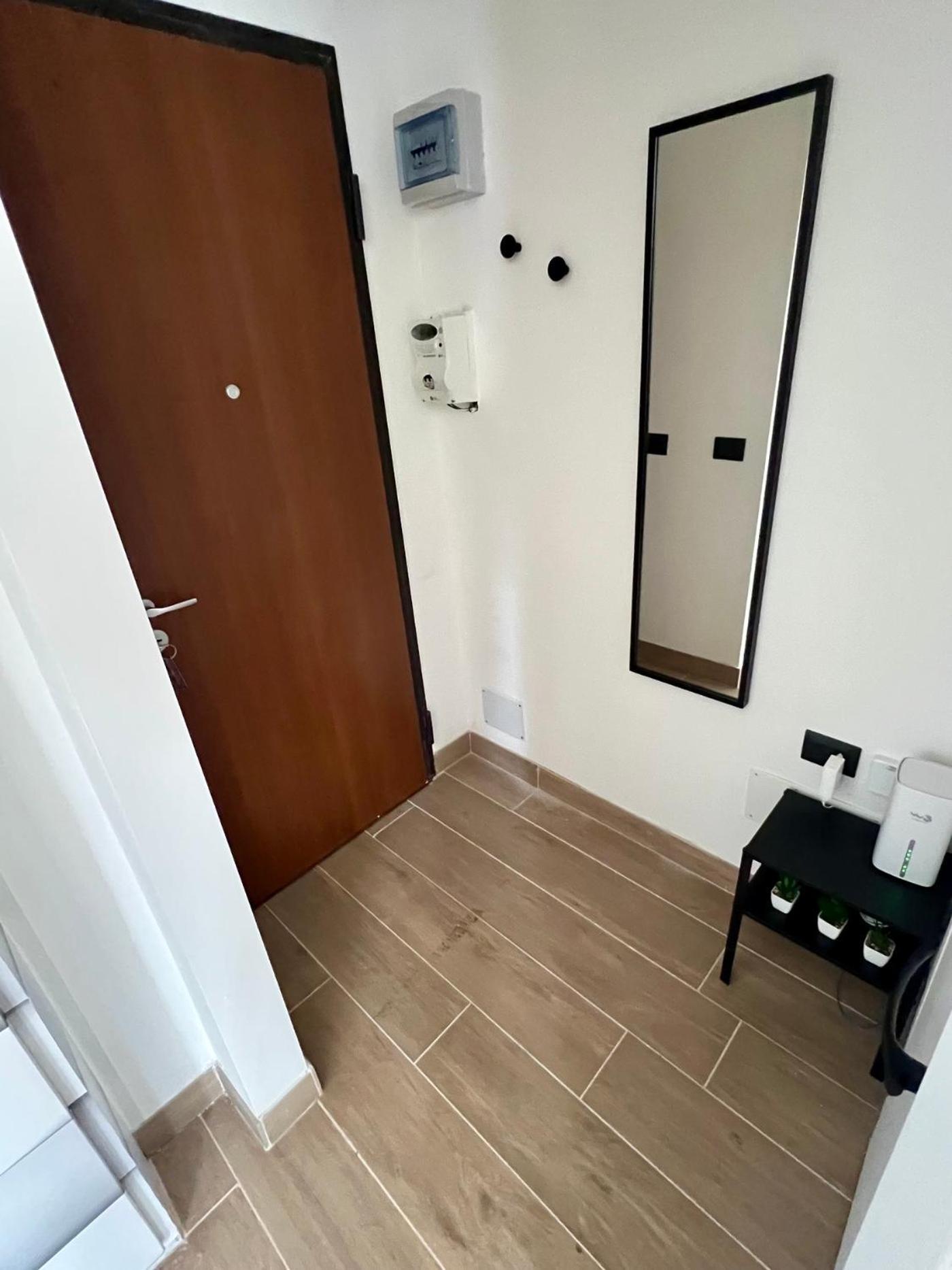 Moderno Ed Elegante Loft Con Balcone Leilighet Milano