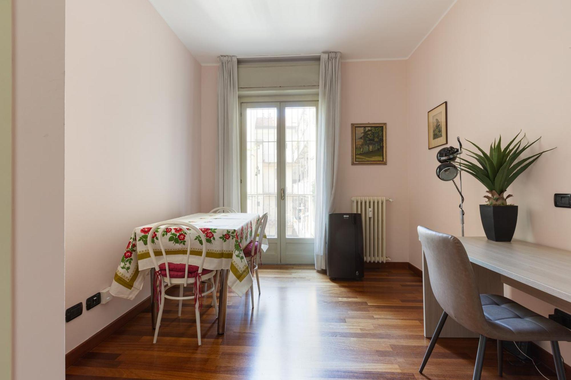 Apartment Porta Romana Cozy With Balcony *