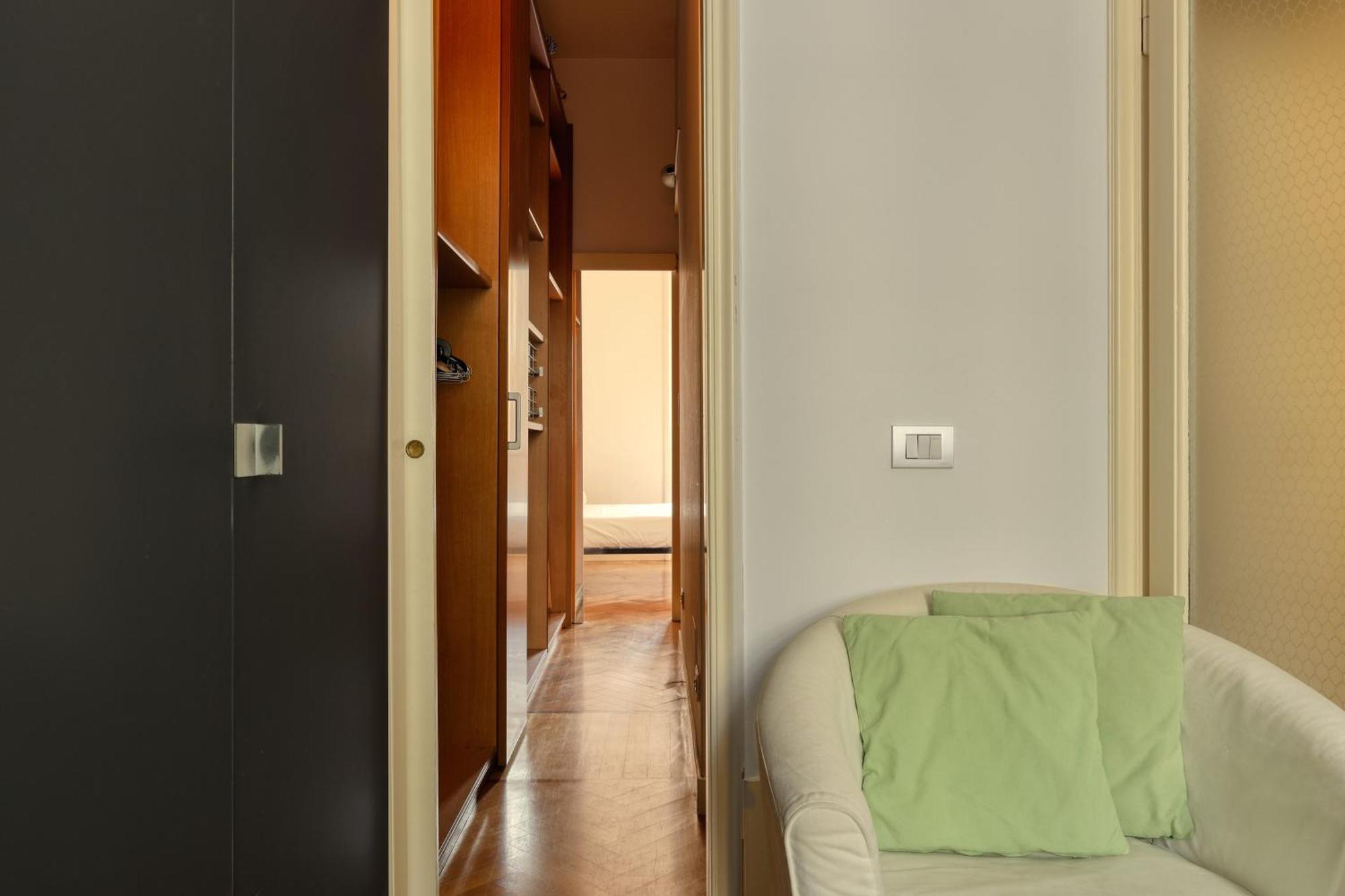 Apartment Joivy Warm & Airy Flat Near The Centre Mailand