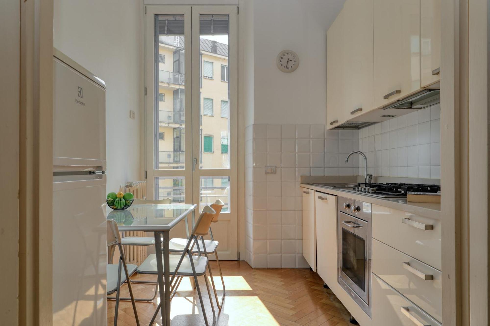 Joivy Warm & Airy Flat Near The Centre Apartment Mailand