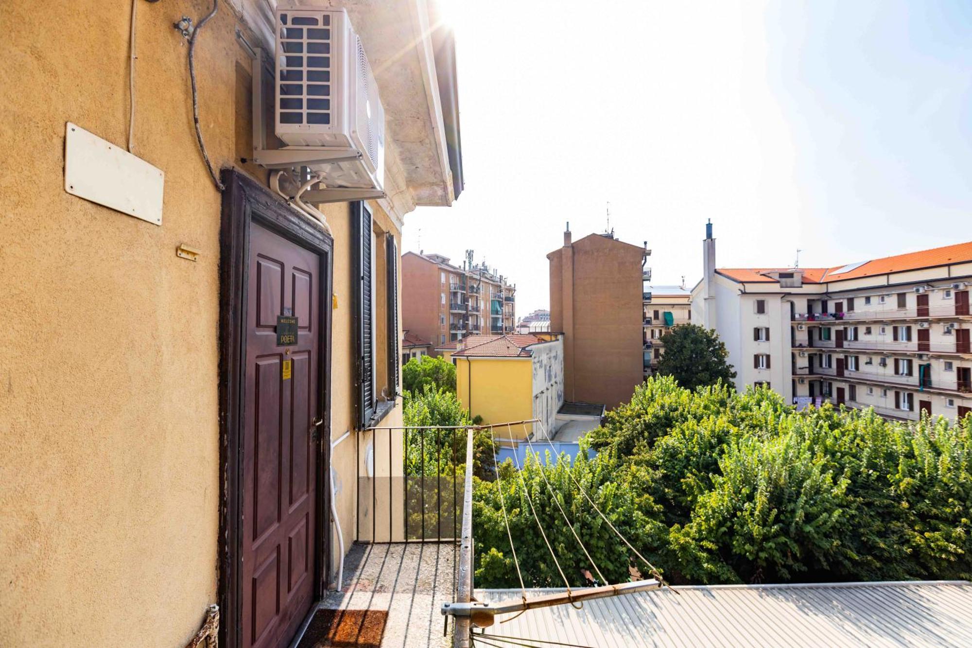 L'essenza Di Al Rifugio Manzoni * Milano