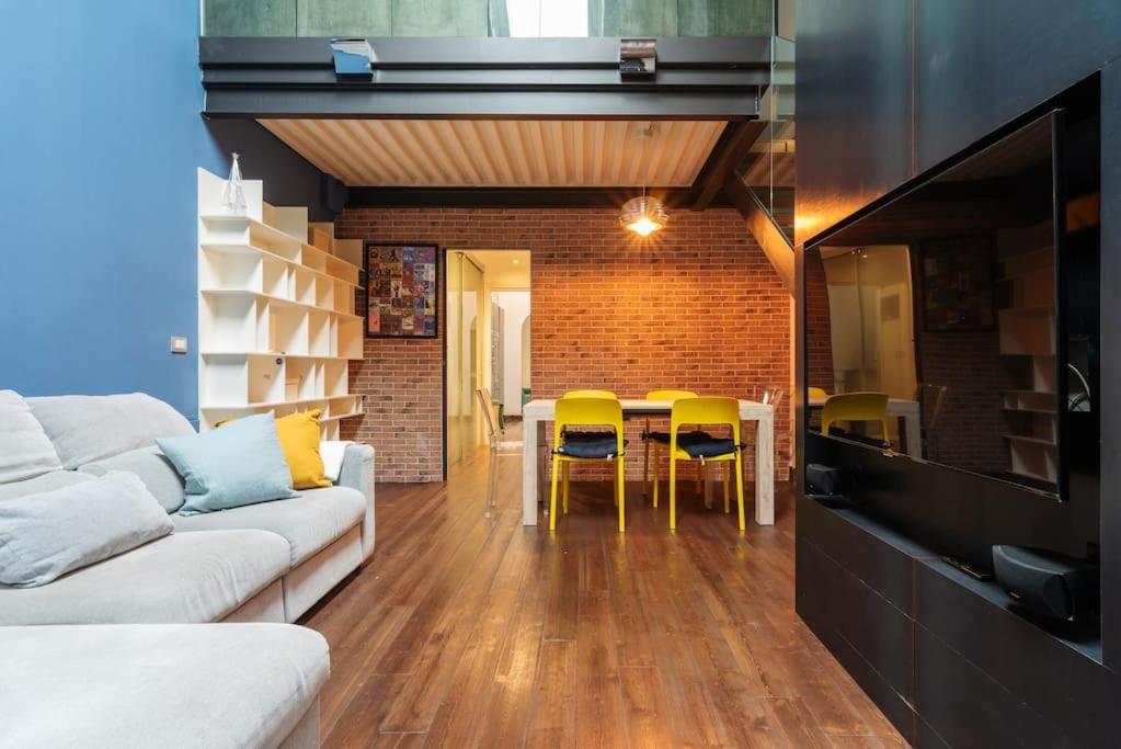 Apartment Umbria126 Loft In Zona Dateo Milan