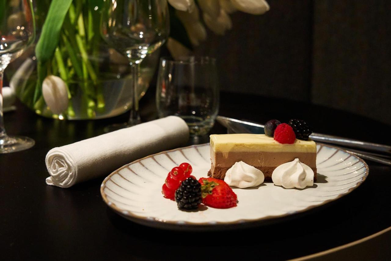Hotel Atahotel Quark 4*