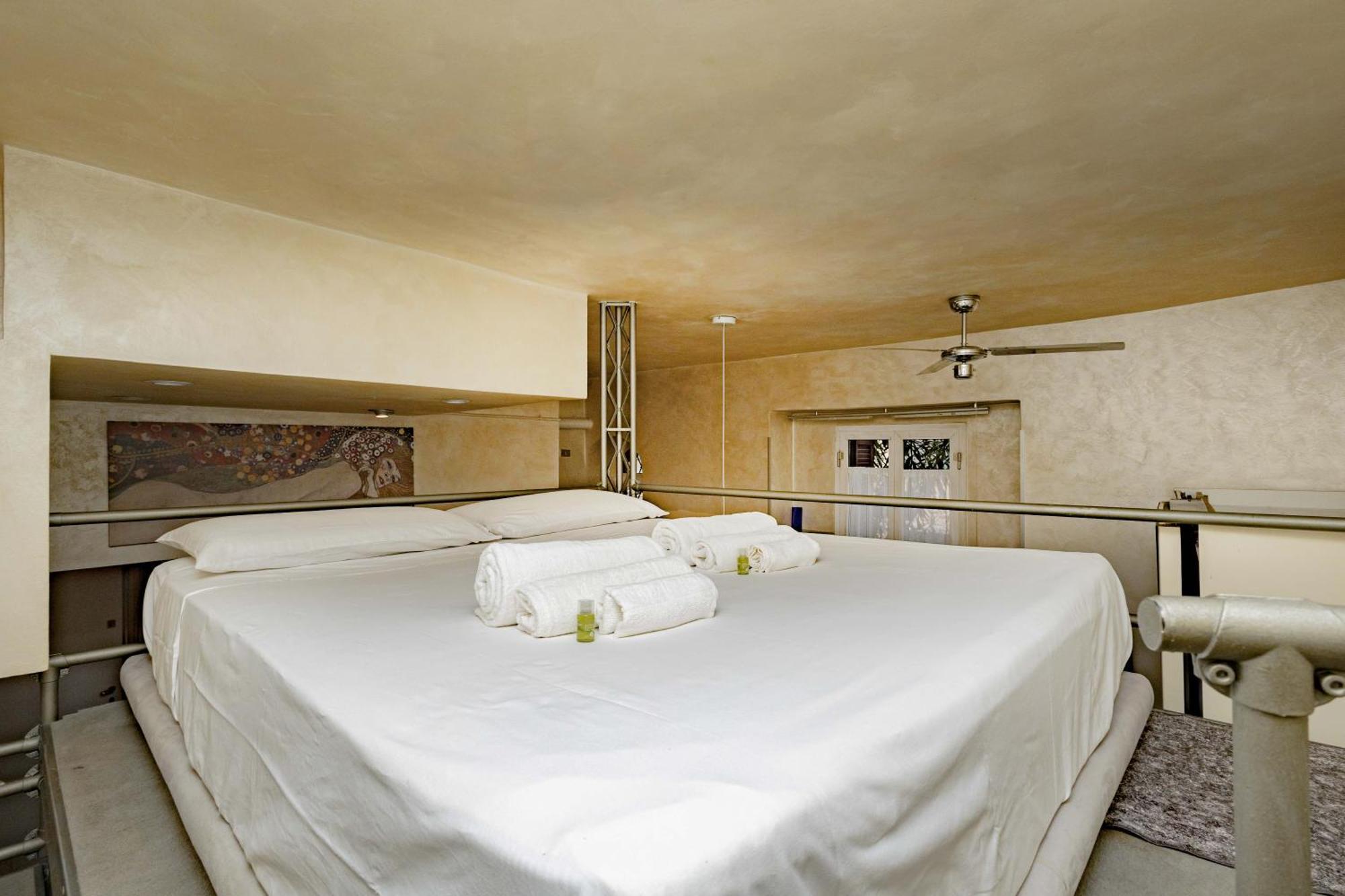 Porta Vittoria Loft Silenzioso Con Wi-fi Apartment *