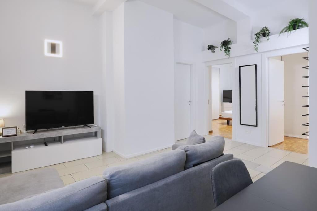 Apartment Lenny's *