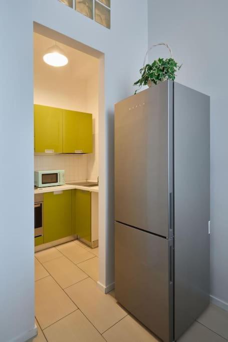 Apartment Lenny's *