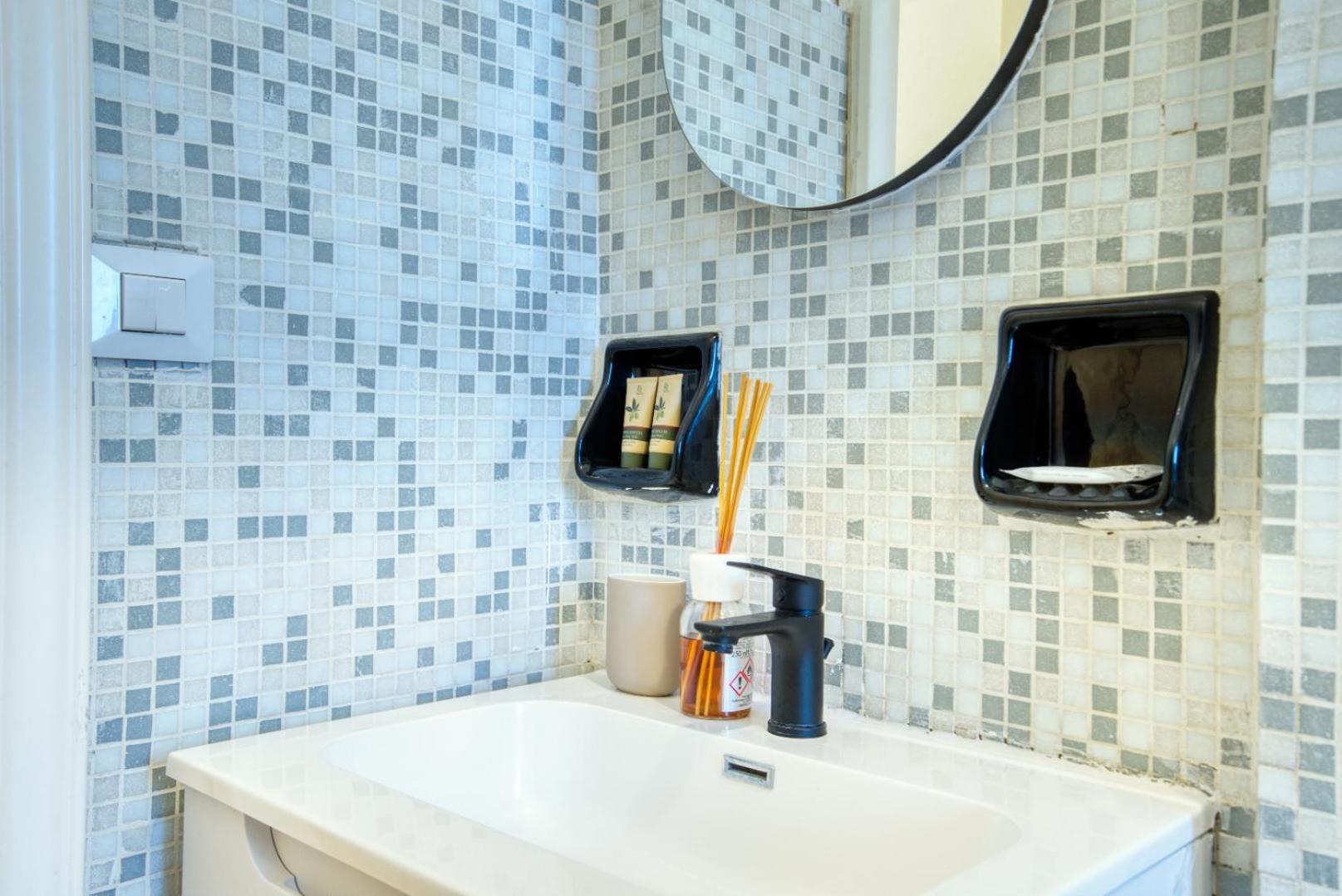 Italianflat - Elegant With Balcony In Navigli * Milano
