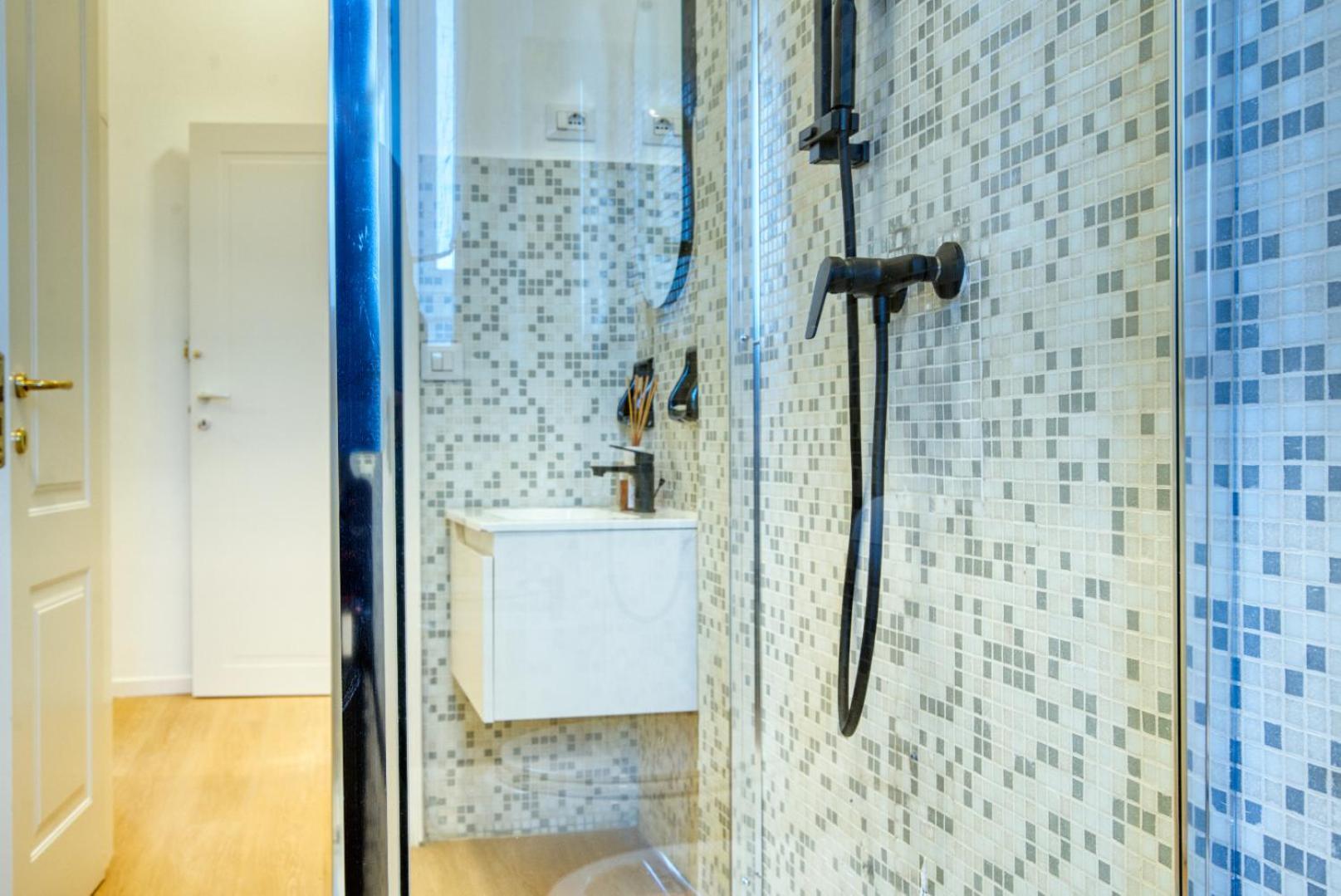 Italianflat - Elegant With Balcony In Navigli Gjestgiverier *