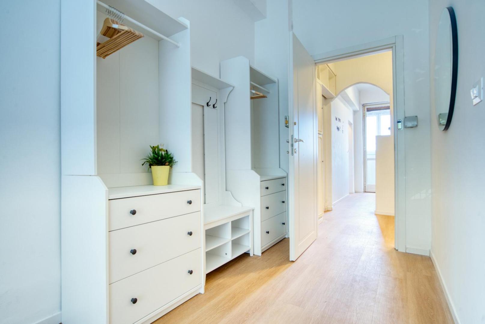 Gjestgiverier Italianflat - Elegant With Balcony In Navigli Milano