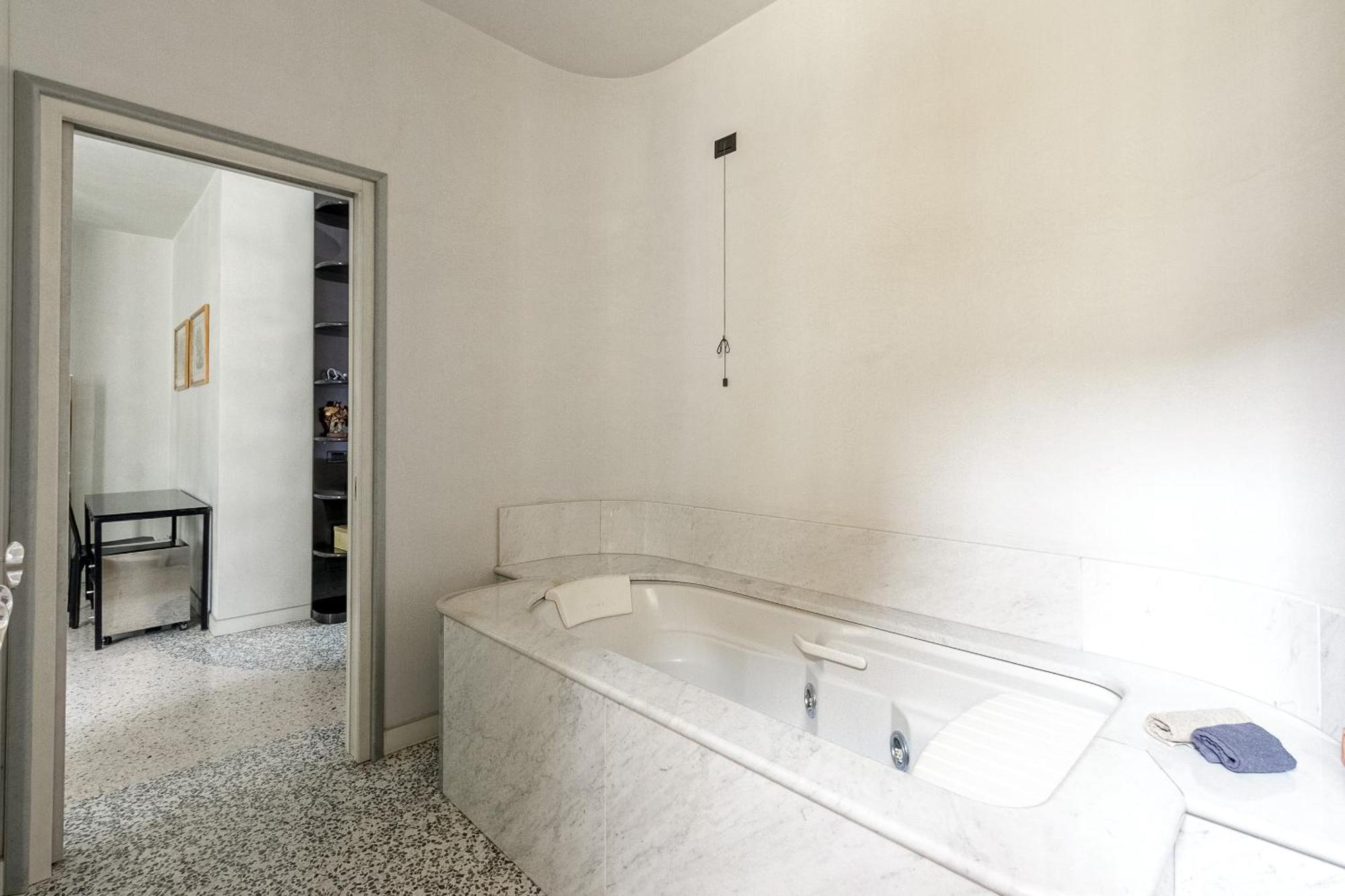 Appartamento Duomo - Elegant & Design 1 Bdr By Rentopolis *