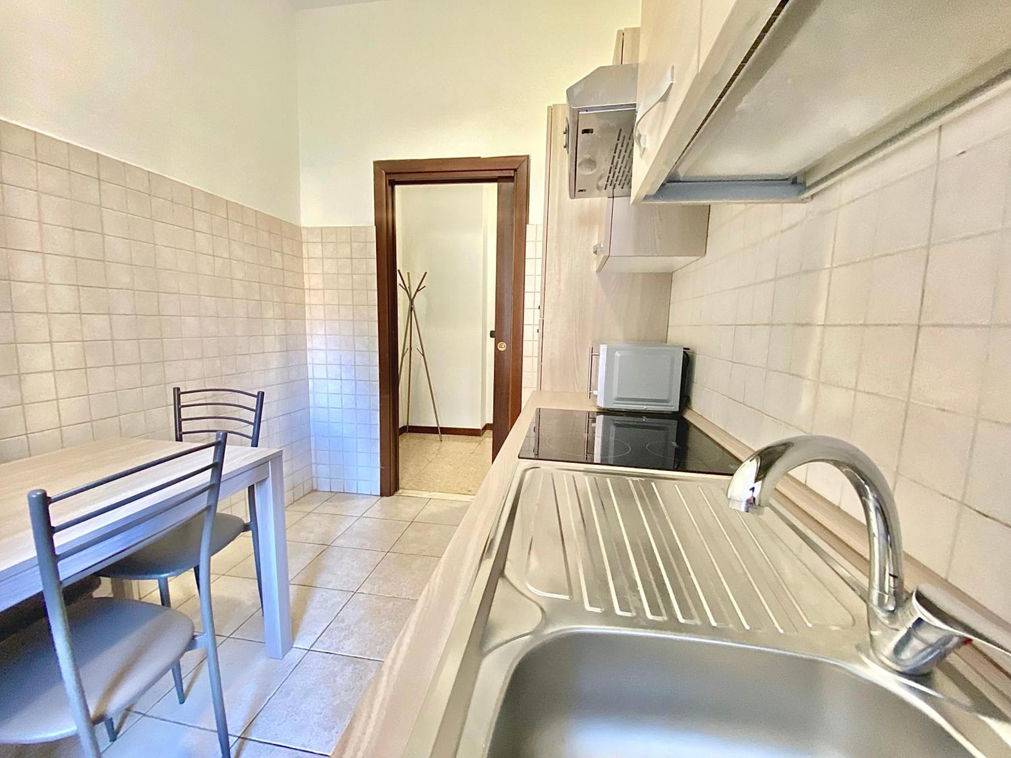 Famagosta Home, Navigli Style, Accanto A Metropolitana M2 Verde, Confortevole E Spazioso Per Gruppi O Famiglie Appartamento *