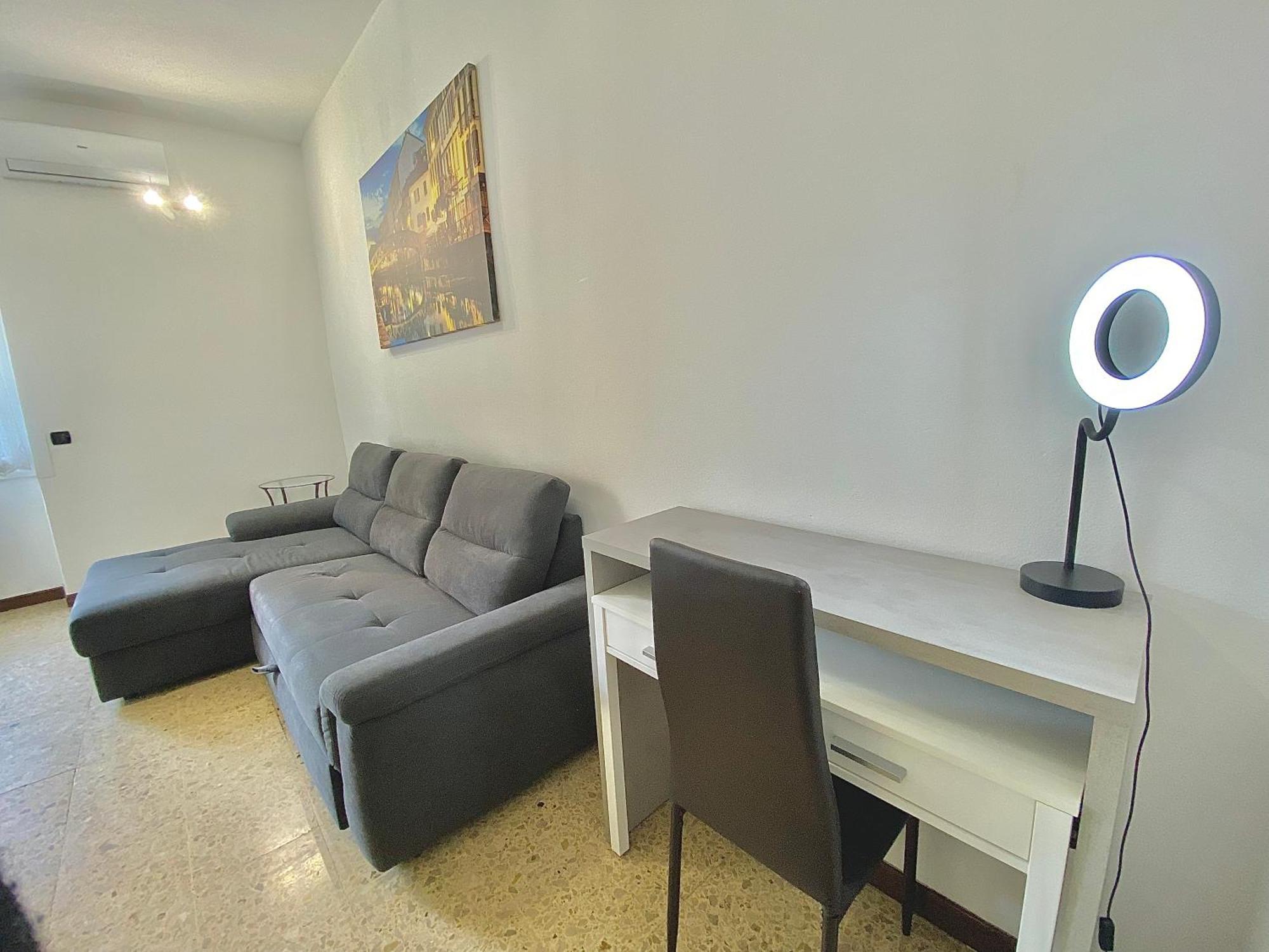 Famagosta Home, Navigli Style, Accanto A Metropolitana M2 Verde, Confortevole E Spazioso Per Gruppi O Famiglie Appartamento Milano