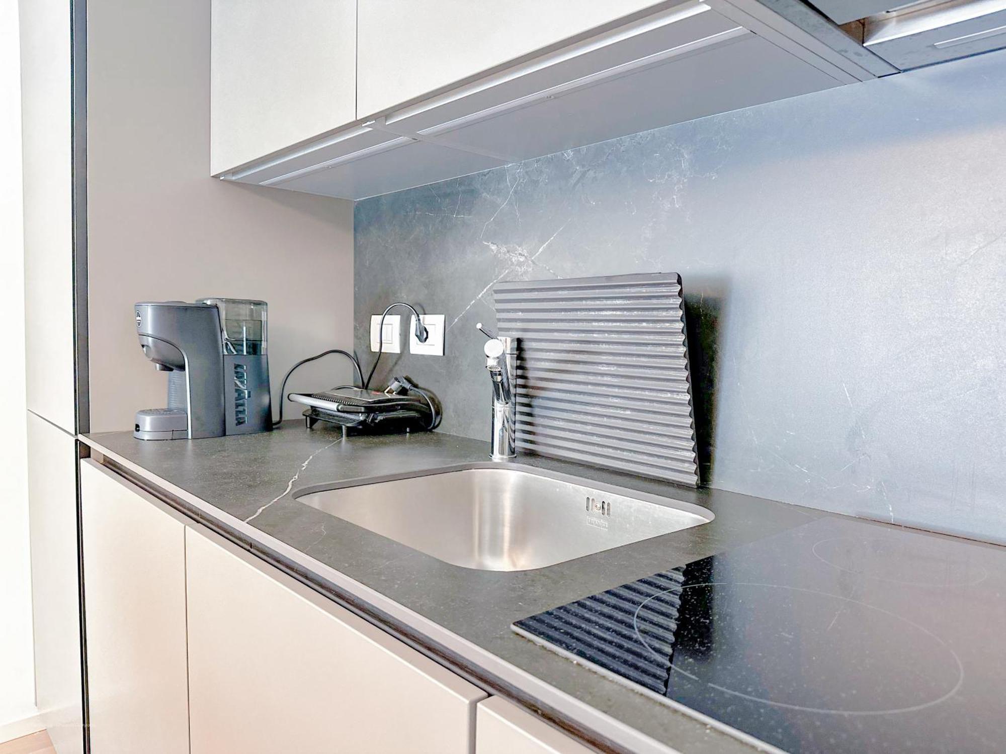 Menotti 11 - 15 Min Dal Duomo Apartment Mailand