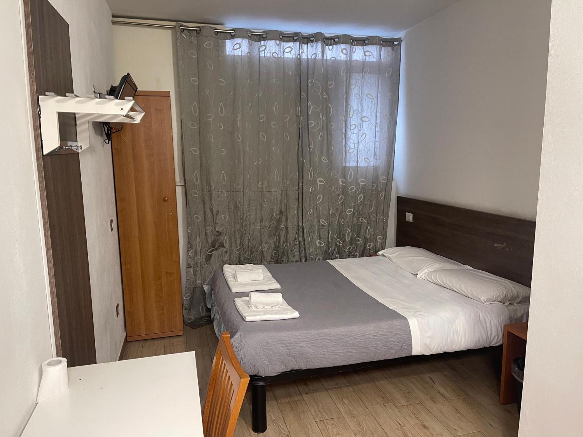 Hotel Bissi *