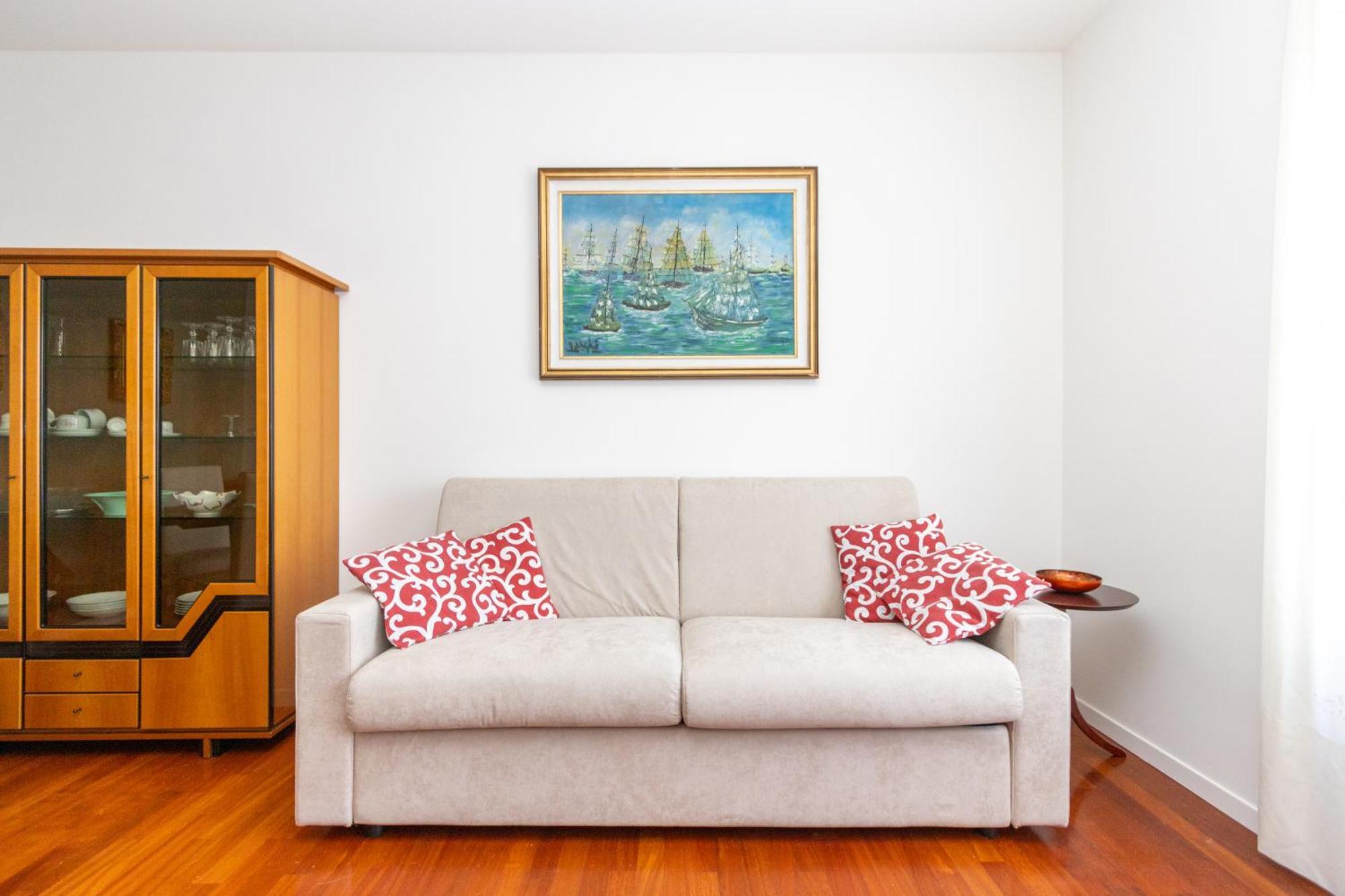 Modern With Balcony And Park View Lejlighed *