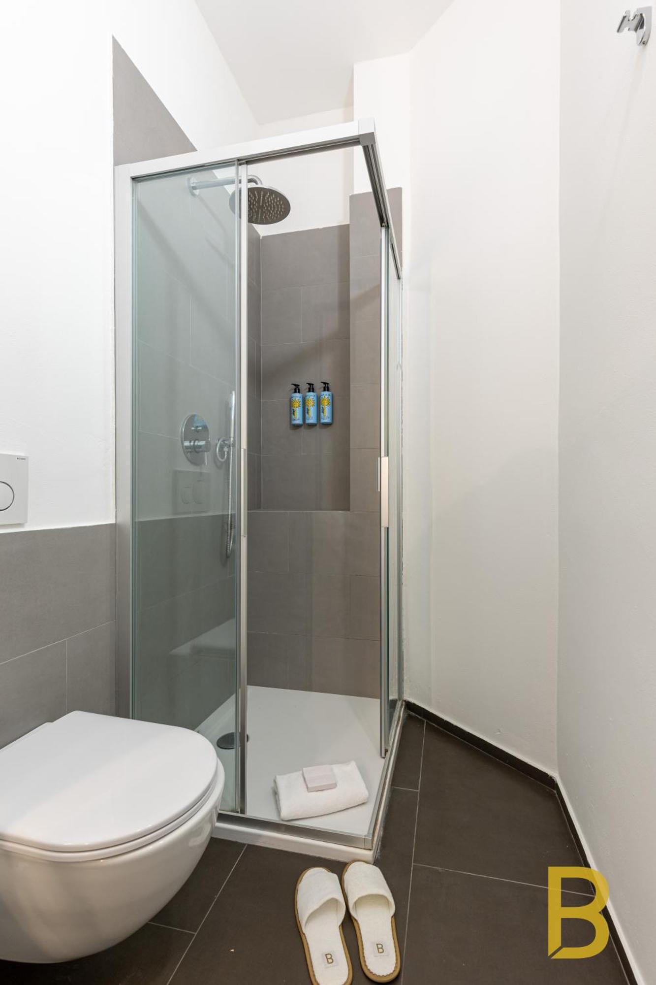 Beplace In De Amicis Apartment Mailand