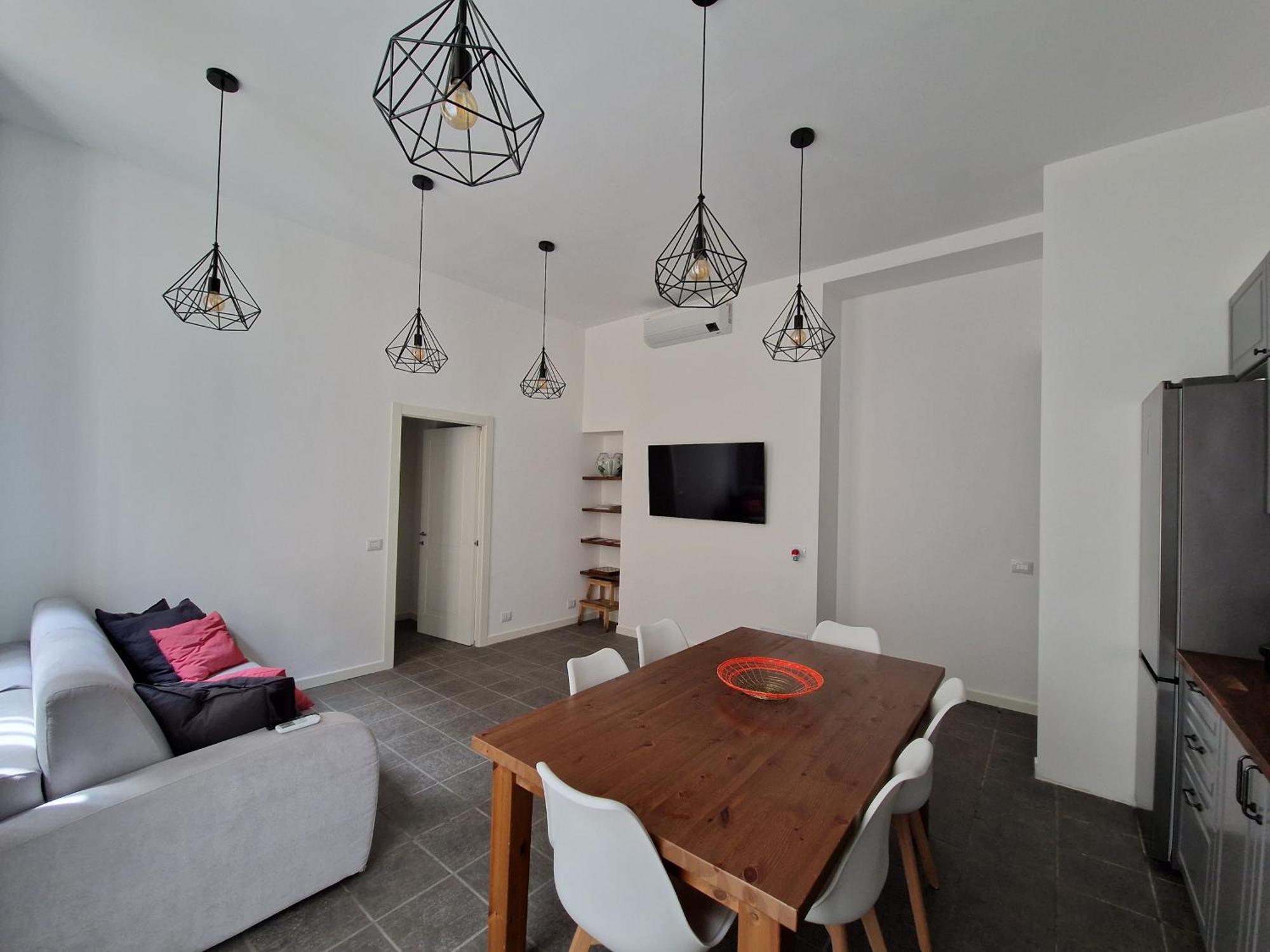 Homes & - Meravigli Den Milano