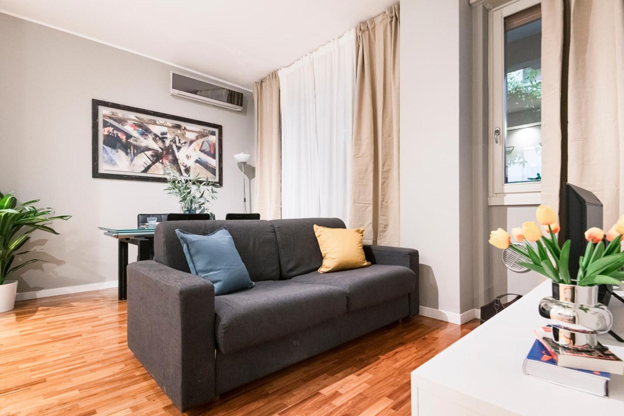 Brilliant Flat In Pta Venezia By Easylife * Milan