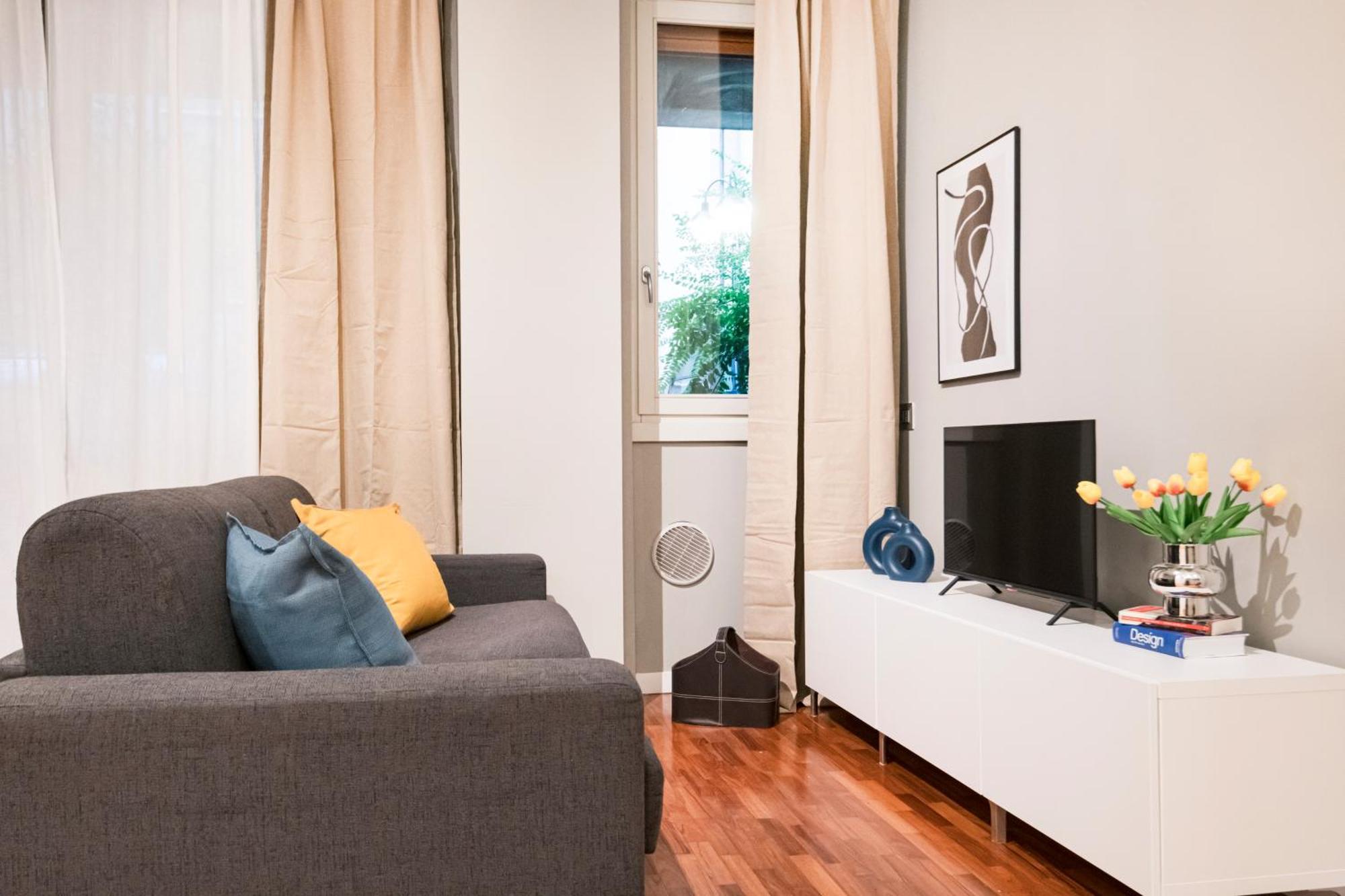 Brilliant Flat In Pta Venezia By Easylife Milan