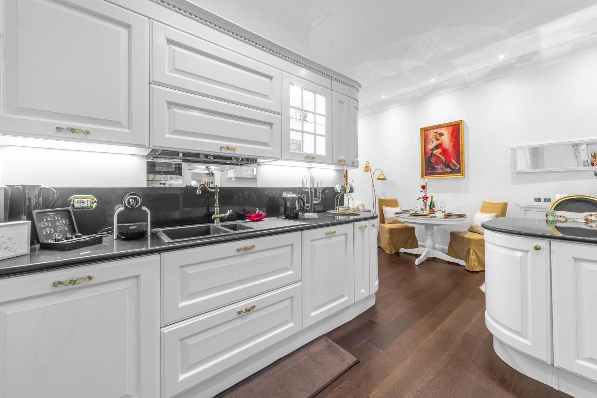 Cozy Near Station By Ndp Rent Apartment