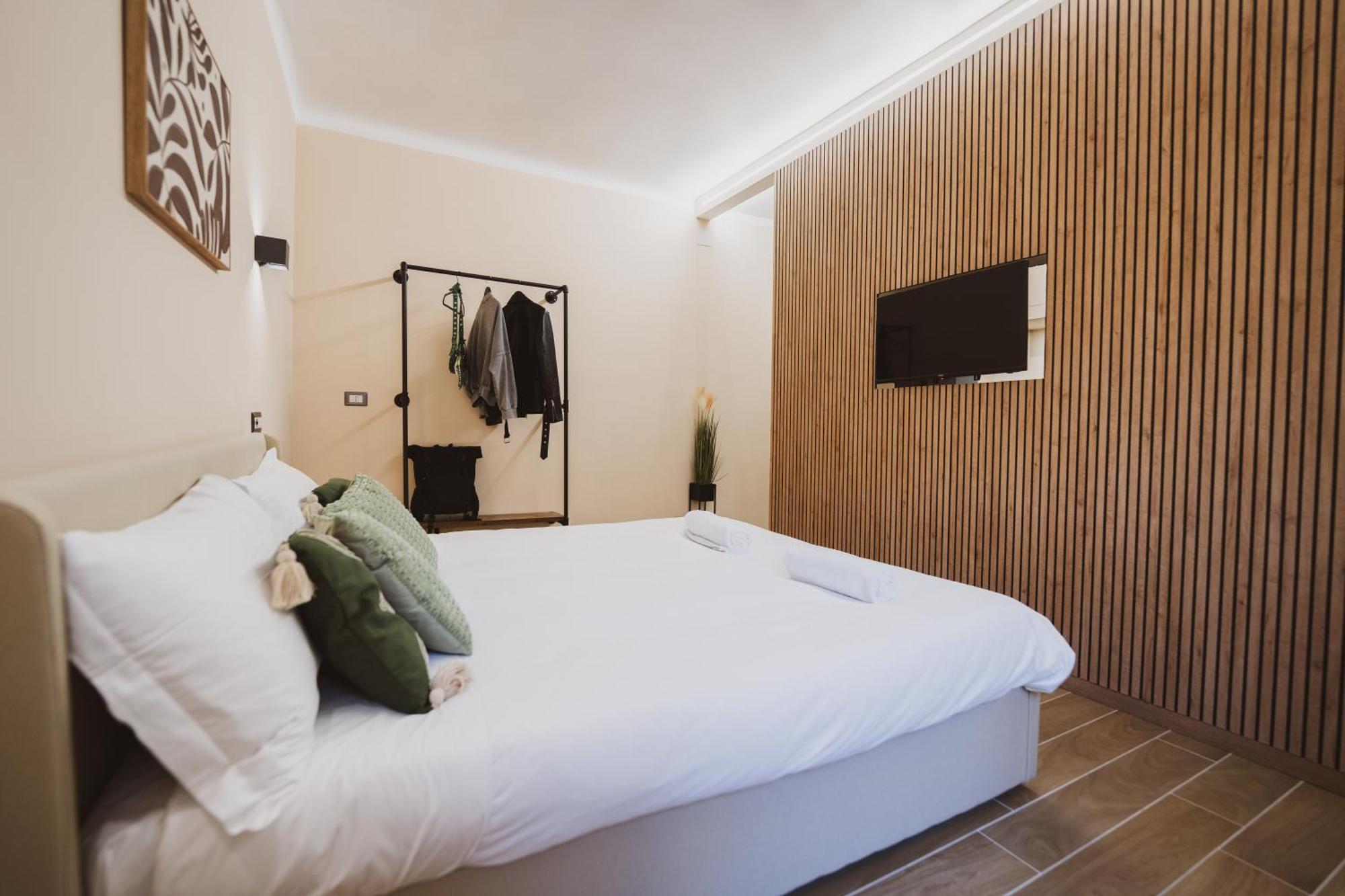 Nuova Luxury Ii *