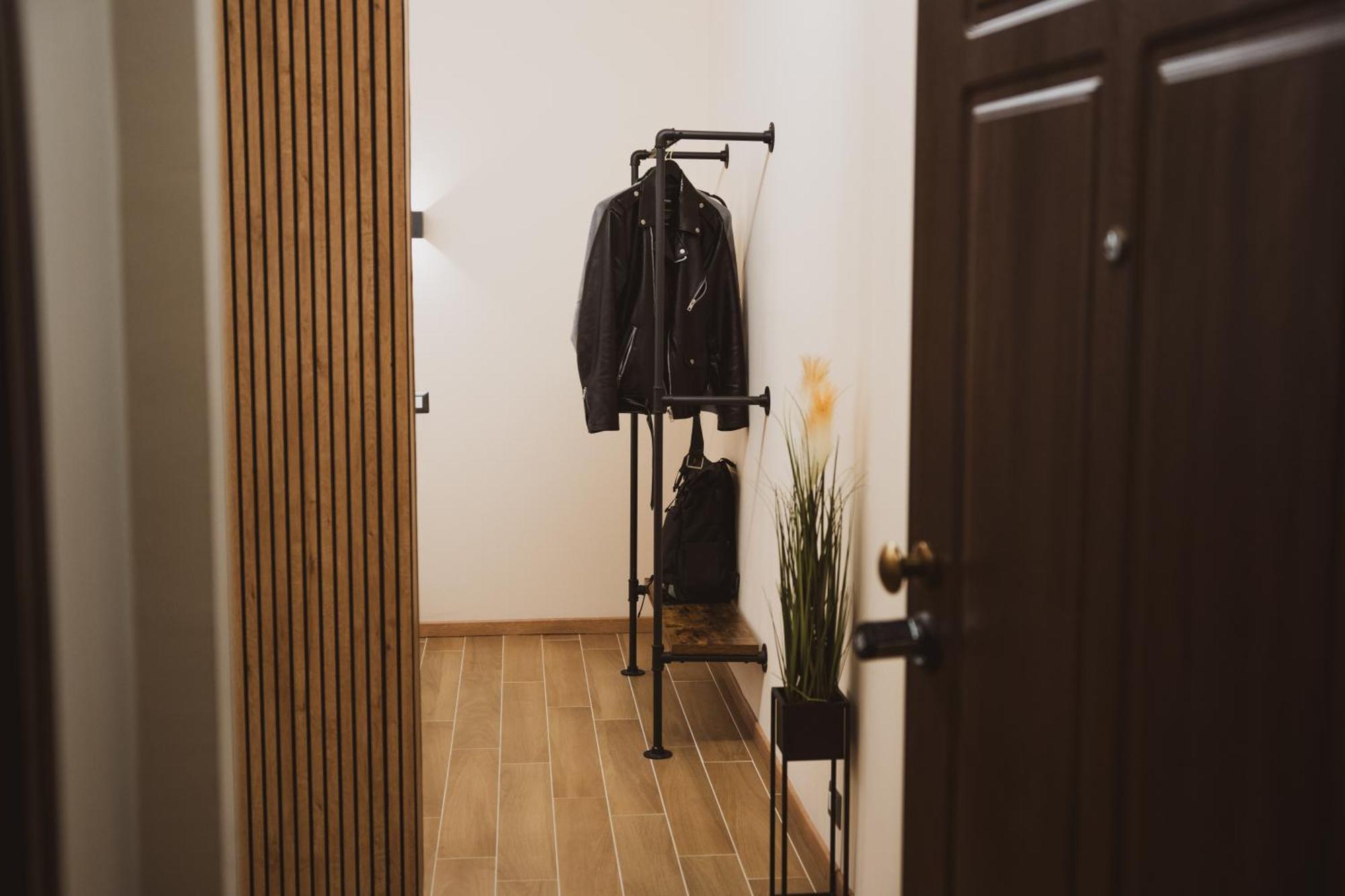 Nuova Luxury Ii * Milan