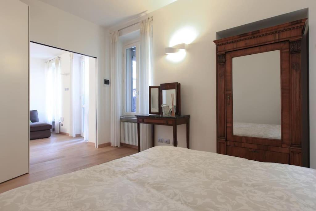 And Chic Near Fiera Appartement