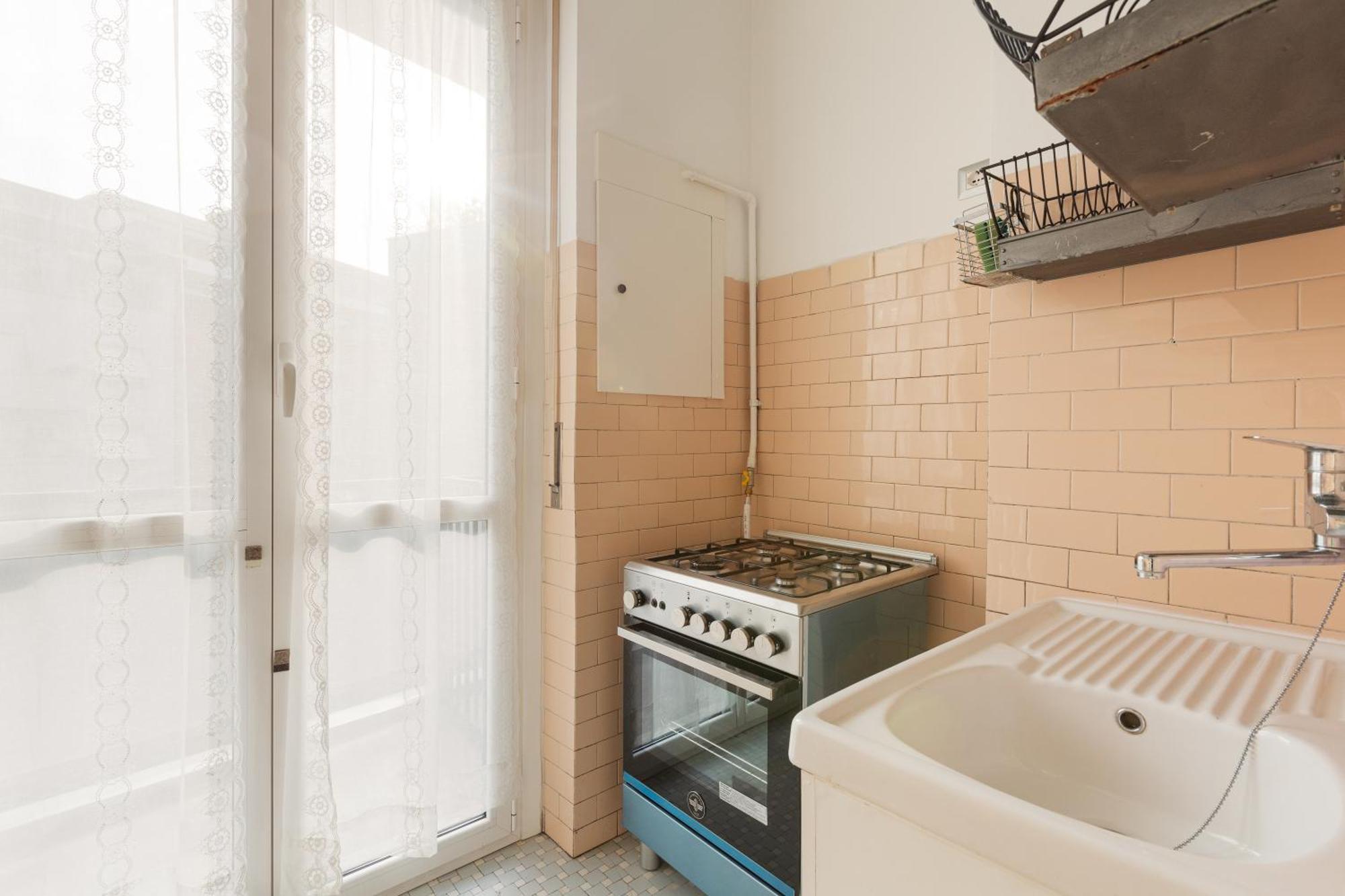 Appartamento Stazione - Bilocale Con Cucina Separata Milano