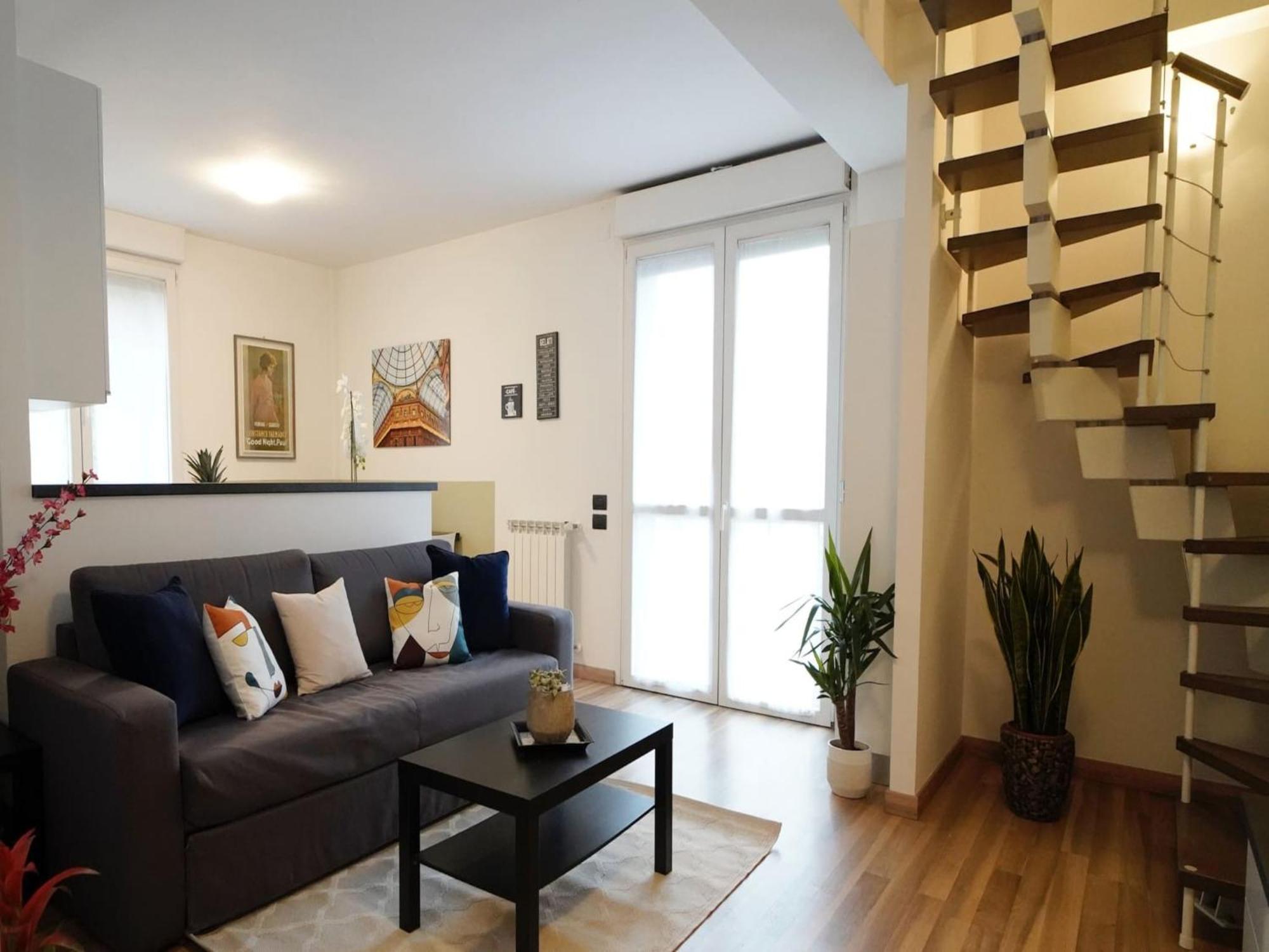 Candiani F2 Trilocale 2 Livelli Lejlighed