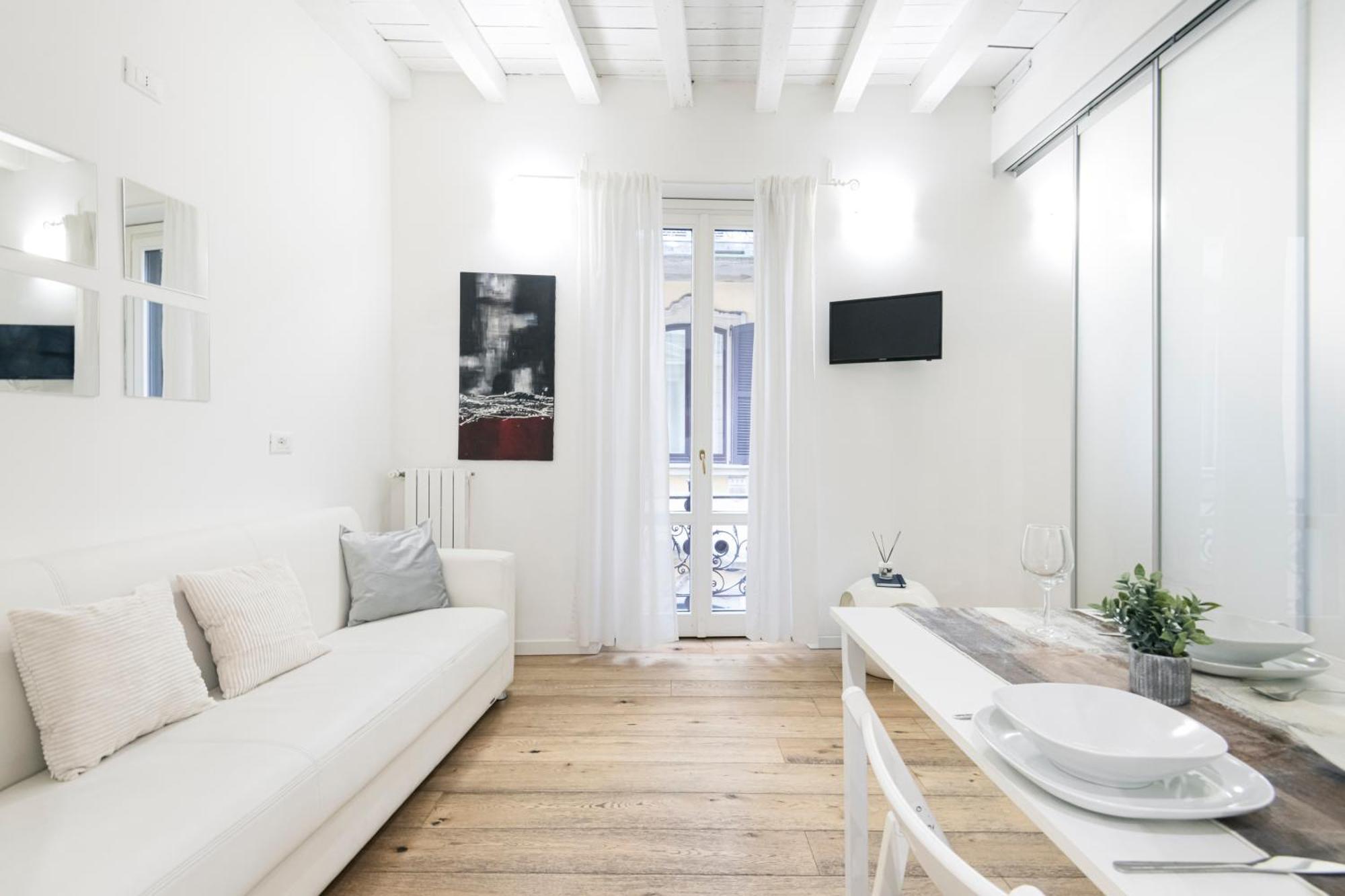 Leilighet Amazing, New & Fully Furnished In Duomo *