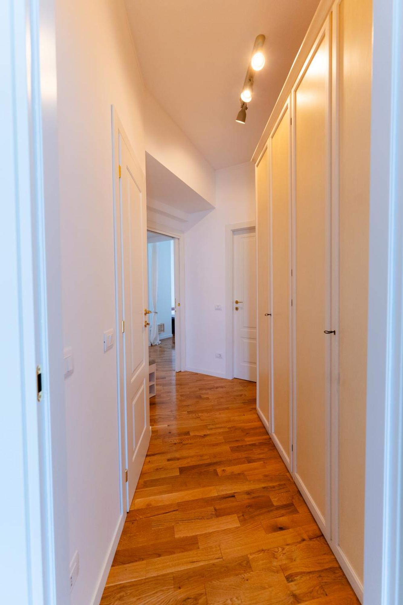 Casa Soperga, Corso Buenos Aires, Loreto, Appartamento *