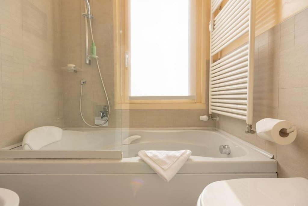 Wonderful 2bedroom Flat Solari 7th F - Mirable Pm * Milano