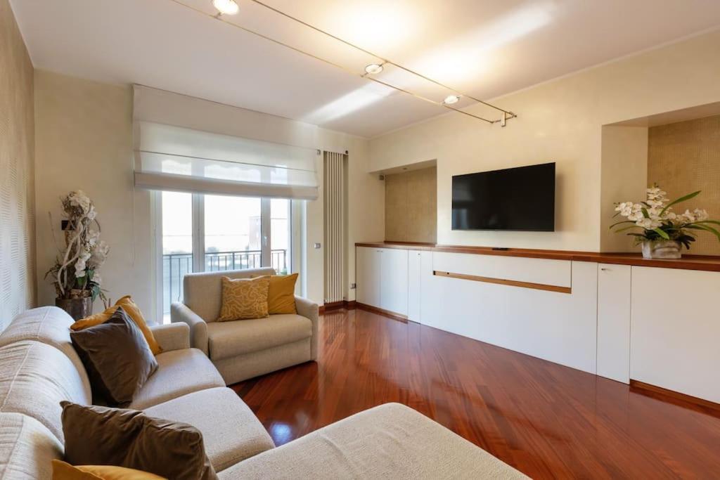 Appartamento Wonderful 2bedroom Flat Solari 7th F - Mirable Pm
