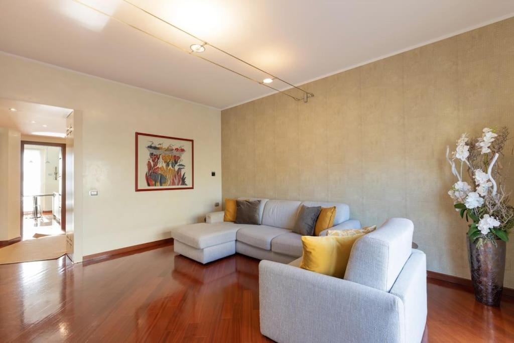Appartamento Wonderful 2bedroom Flat Solari 7th F - Mirable Pm *