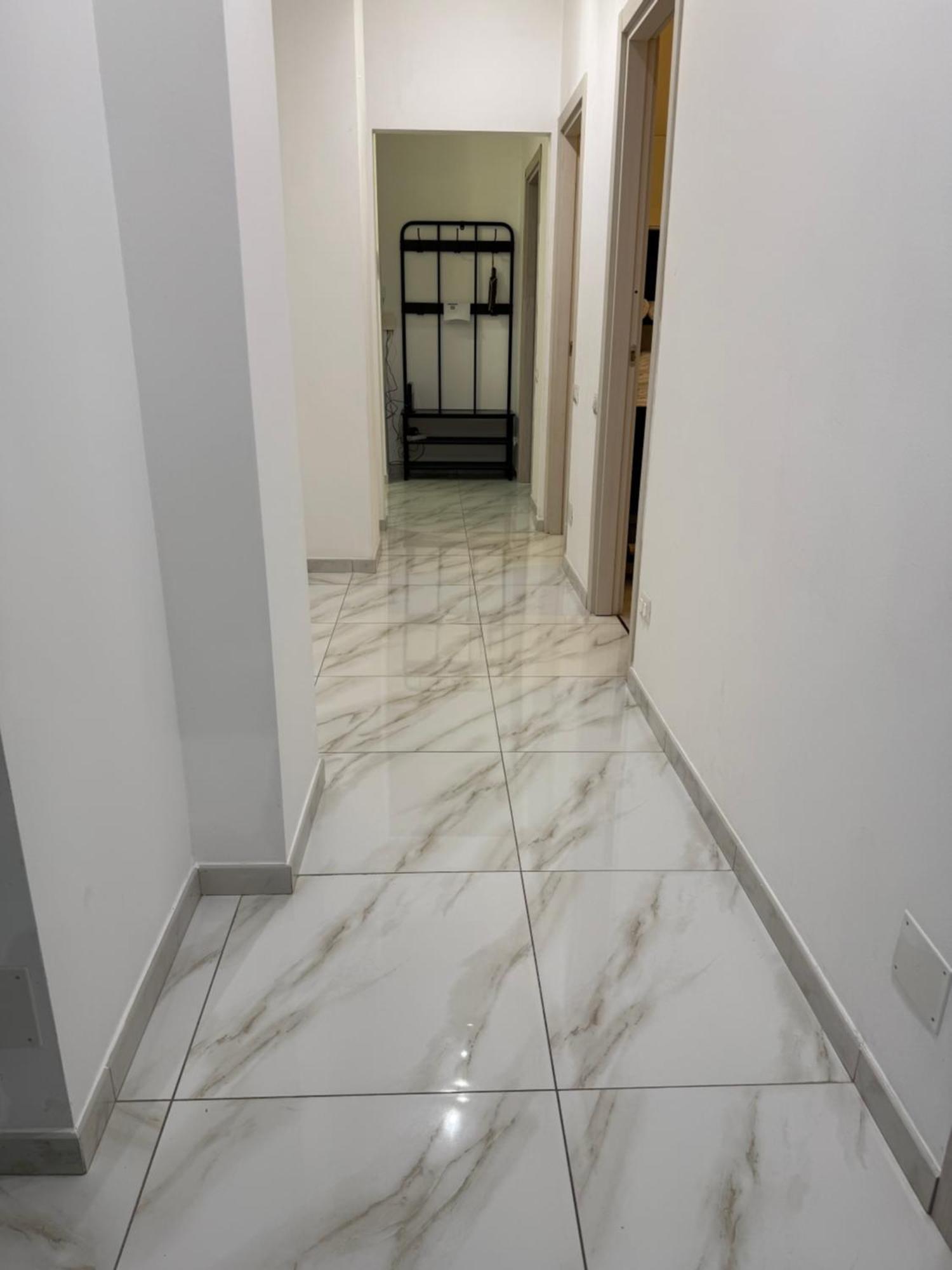 Apartment Spacious 3br Flat Bignami Mailand