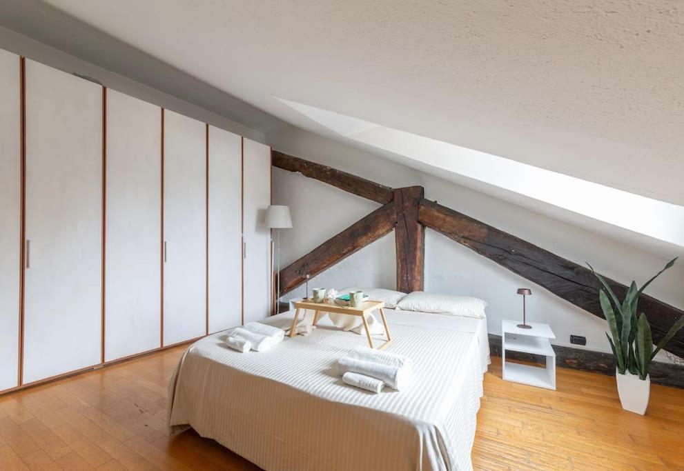 Golden View Apartment *