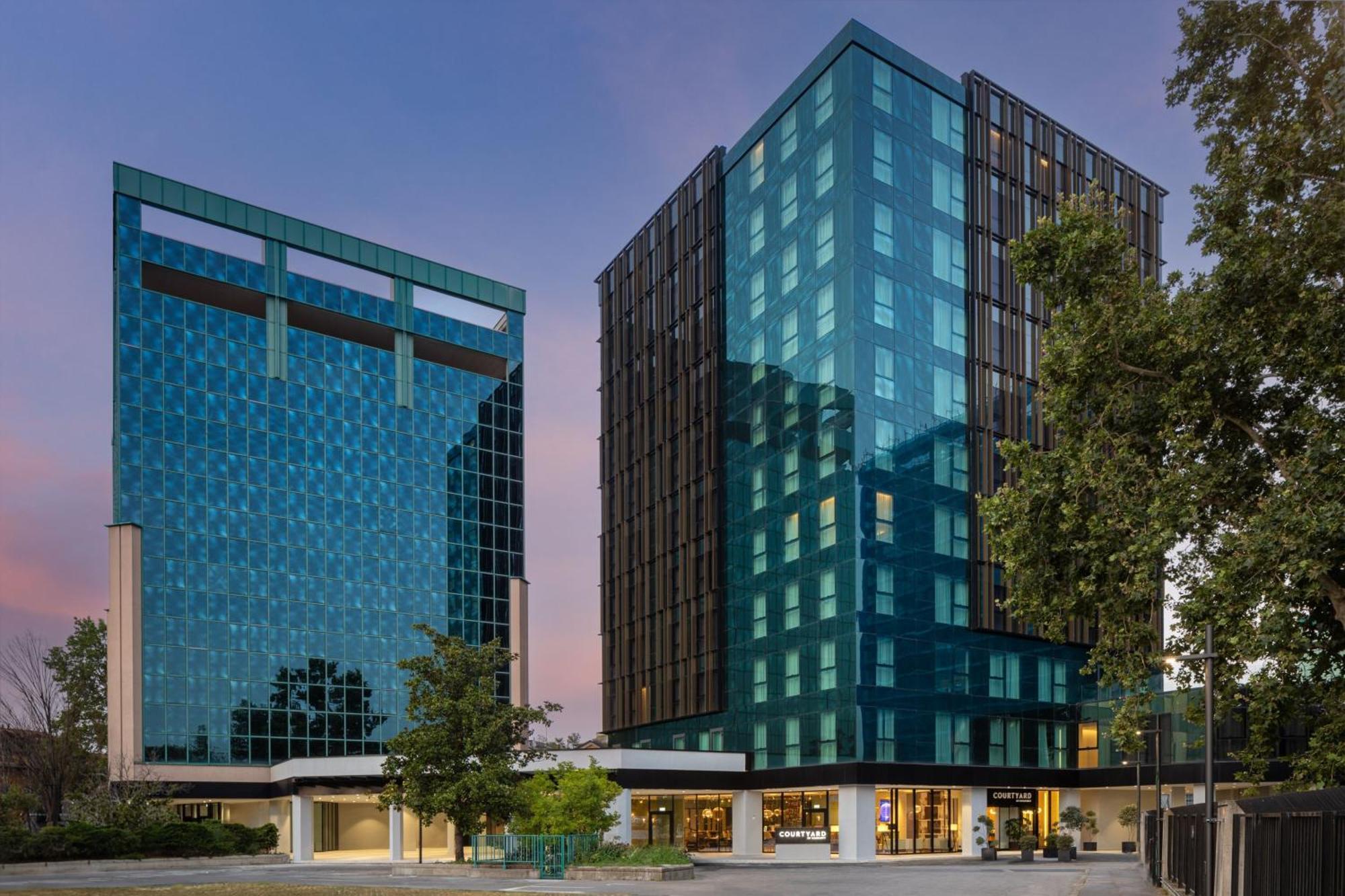 Courtyard By Marriott Linate Hotel 4*