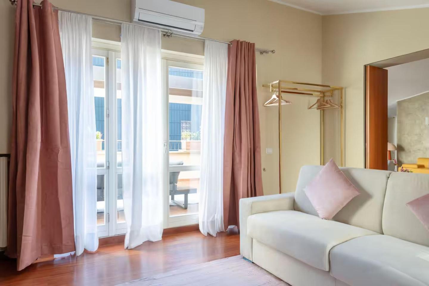 4 Bedroom With Terrace - Duomo View Mailand