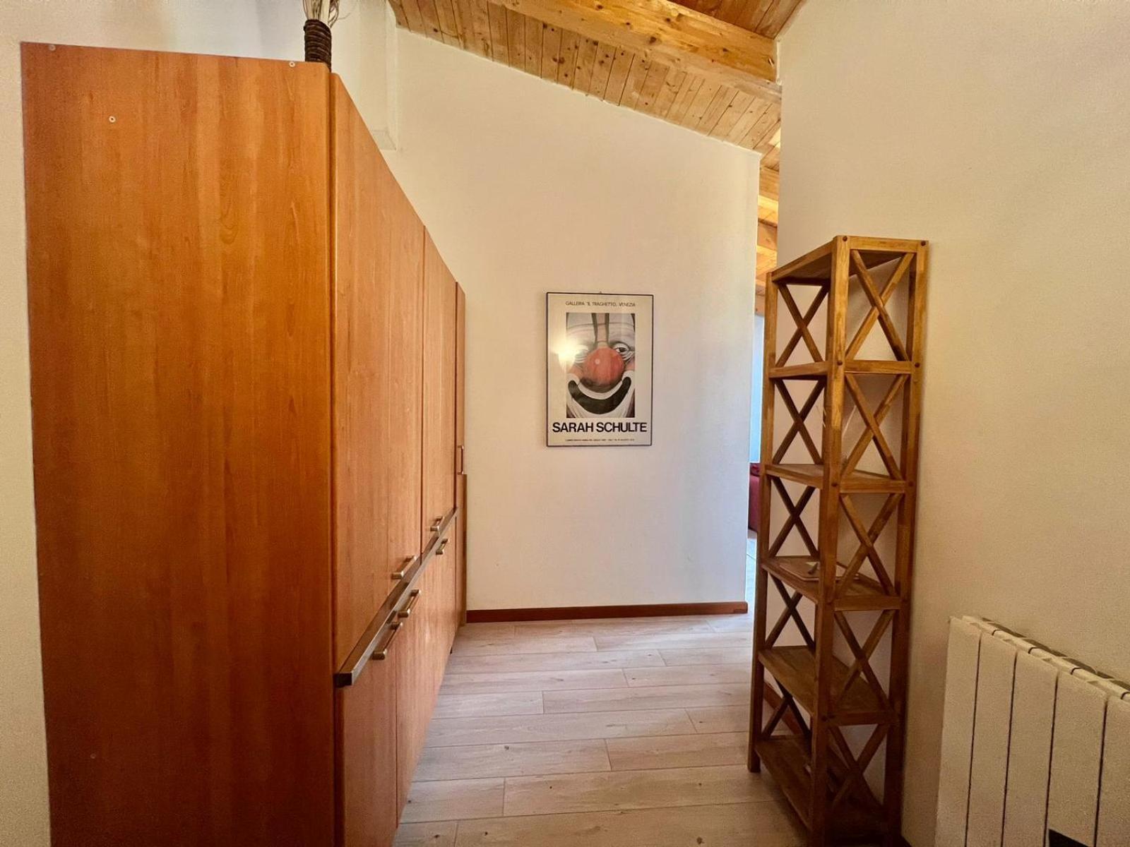 Moderno Con Design Caldo E Accogliente, Con Parcheggio Gratuito E Balcone Privato, Vicino A Fiere, Eventi E Concerti Apartment *