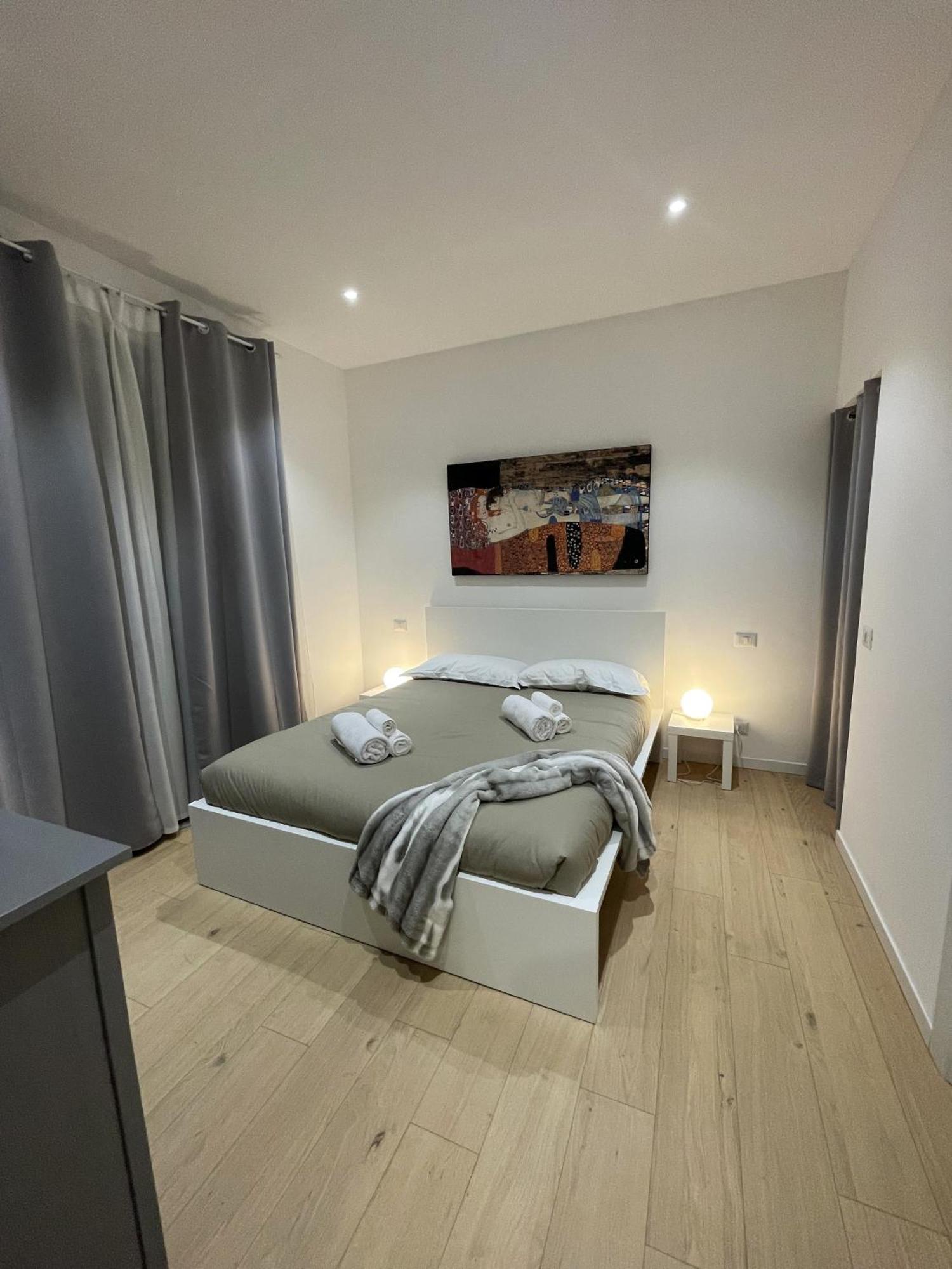 Via Giulio Cesare Procaccini 69 Sub 28 - Sempione Luxury * Milano