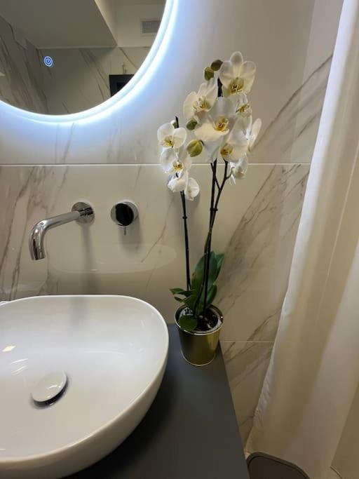 Luxury Close To Citylife Casa vacanze *