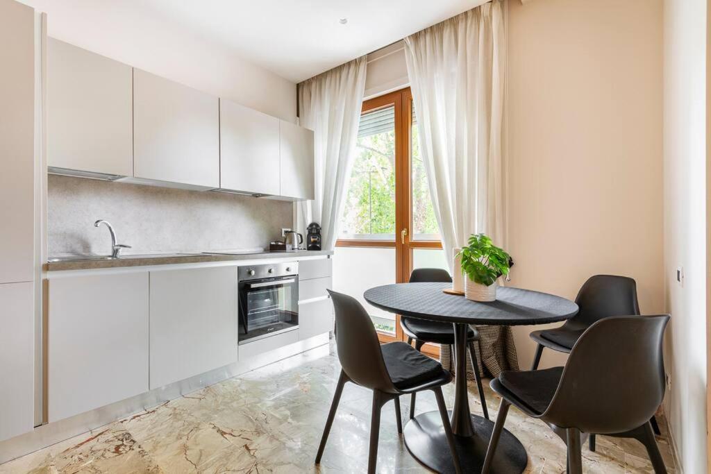 Duomo-centrale Eco Design Close To Subway Leilighet Milano
